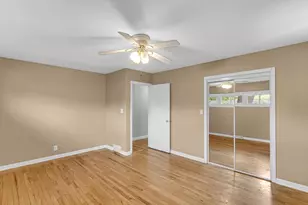 517 Jackson St, Michigan City, IN 46360 - Photo 10