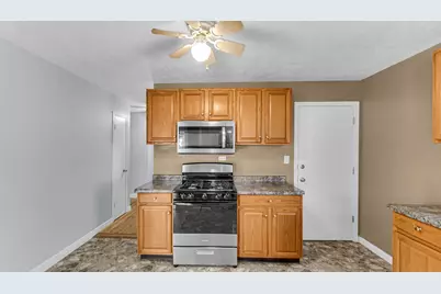 517 Jackson Street, Michigan City, IN 46360 - Photo 6
