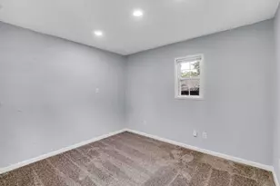 517 Jackson St, Michigan City, IN 46360 - Photo 14