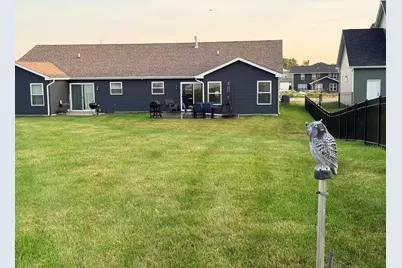 4248 W 77th Avenue, Merrillville, IN 46410 - Photo 4
