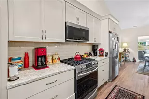 9167 Hickory Pl, Saint John, IN 46373 - Photo 12