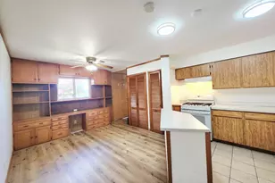 9409 5th St, Highland, IN 46322 - Photo 8