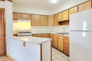 9409 5th St, Highland, IN 46322 - Photo 10
