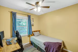 166 N Woodland Dr, La Porte, IN 46350 - Photo 10