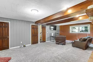 166 N Woodland Dr, La Porte, IN 46350 - Photo 16