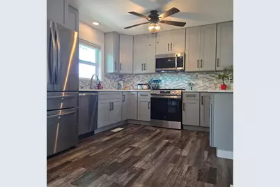 7940 Wilson Court, Merrillville, IN 46410 - Photo 2