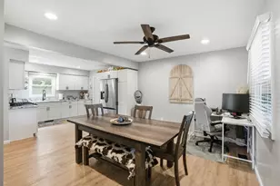 9347 N 327 W, Lake Village, IN 46349 - Photo 4