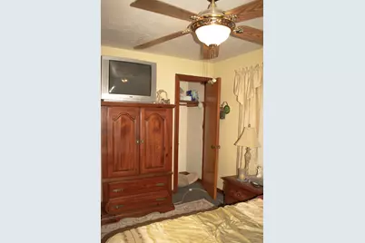 2695 Dearborn Street, Lake Station, IN 46405 - Photo 14