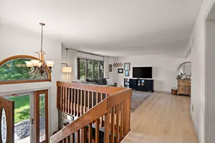 220 Blickview Dr, Schererville, IN 46375 - Photo 4
