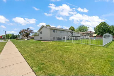 220 Blickview Drive, Schererville, IN 46375 - Photo 28