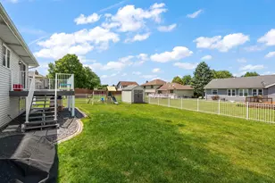 220 Blickview Dr, Schererville, IN 46375 - Photo 26