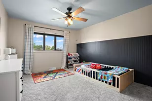 220 Blickview Dr, Schererville, IN 46375 - Photo 14