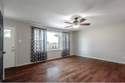 409 W 600 N, Valparaiso, IN 46385 - Photo 4
