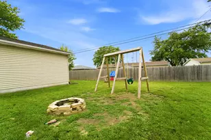 670 Newport Rd, Valparaiso, IN 46385 - Photo 24