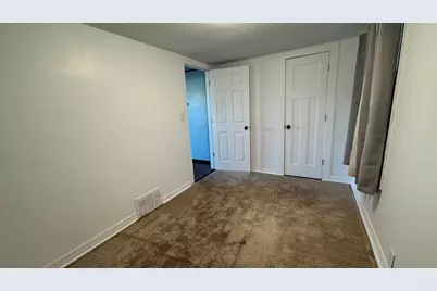 220 S 7th Street, Chesterton, IN 46304 - Photo 14