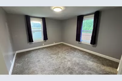 220 S 7th Street, Chesterton, IN 46304 - Photo 16