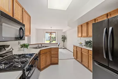 633 W 94th Court, Crown Point, IN 46307 - Photo 10