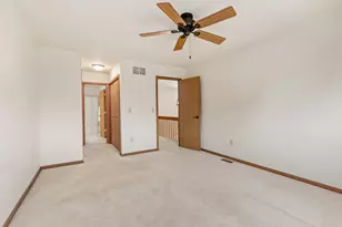 633 W 94th Ct, Crown Point, IN 46307 - Photo 14