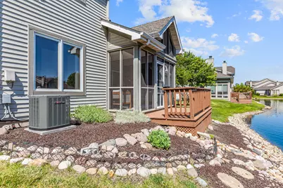633 W 94th Court, Crown Point, IN 46307 - Photo 18