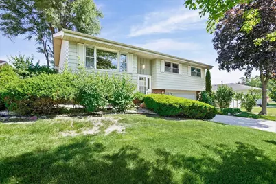 539 Willow Lane, Dyer, IN 46311 - Photo 2