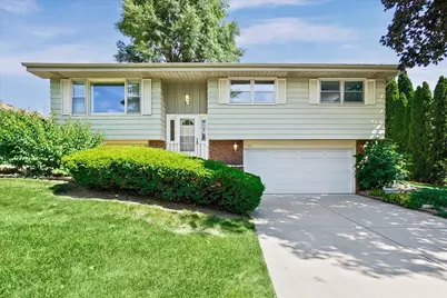539 Willow Lane, Dyer, IN 46311 - Photo 1
