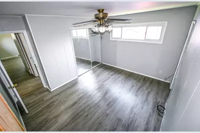 7828 Chestnut Avenue, Hammond, IN 46324 - Photo 10
