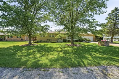 622 S Ash Street, Hobart, IN 46342 - Photo 2