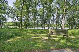 622 S Ash St, Hobart, IN 46342 - Photo 32