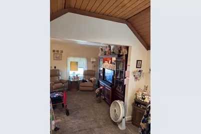 804 Azalea Street SE, Demotte, IN 46310 - Photo 14