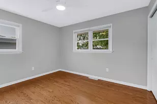 250 Sycamore Ln, Munster, IN 46321 - Photo 16