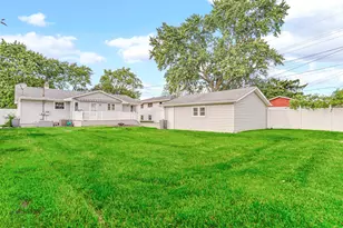 250 Sycamore Ln, Munster, IN 46321 - Photo 36