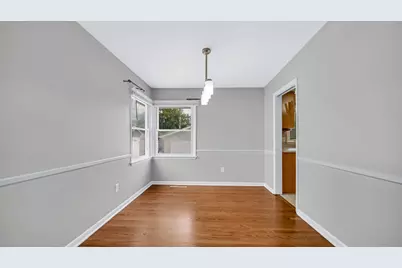 250 Sycamore Lane, Munster, IN 46321 - Photo 6