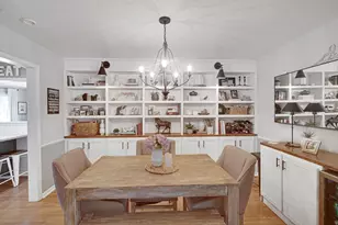 9515 Crestwood Ave, Munster, IN 46321 - Photo 6