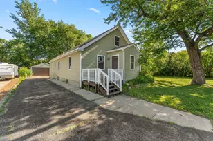 2701 Martha St, Highland, IN 46322 - Photo 2