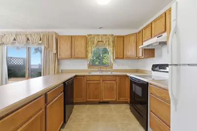903 Hampton Court, Valparaiso, IN 46383 - Photo 10