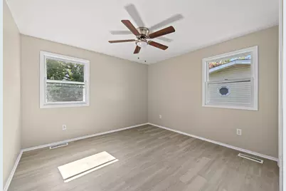 504 Robyn Road, Valparaiso, IN 46385 - Photo 10