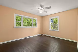 518 Merrillville Rd, Crown Point, IN 46307 - Photo 14
