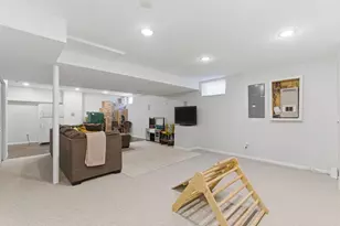401 Krinbill Ln, Crown Point, IN 46307 - Photo 26