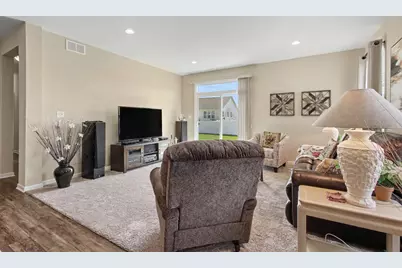 10458 Red Oak Drive, Saint John, IN 46373 - Photo 6