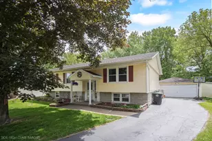 201 Brandt Pl, Hobart, IN 46342 - Photo 2