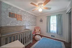 201 Brandt Pl, Hobart, IN 46342 - Photo 10