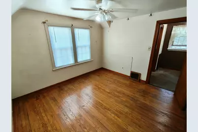 245 N Indiana Street, Griffith, IN 46319 - Photo 16