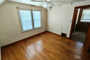 245 N Indiana St, Griffith, IN 46319 - Photo 16