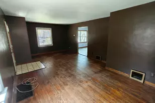 245 N Indiana St, Griffith, IN 46319 - Photo 6
