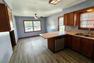 245 N Indiana St, Griffith, IN 46319 - Photo 8