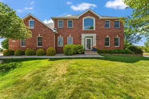 2656 Mariestad Dr, Valparaiso, IN 46385 - Photo 2