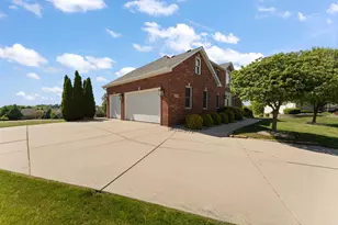 2656 Mariestad Dr, Valparaiso, IN 46385 - Photo 58
