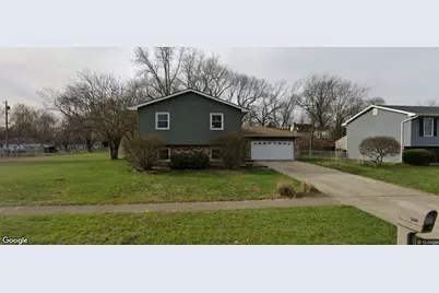 209 Lincoln Avenue, Hobart, IN 46342 - Photo 1