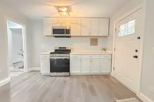 101 Van Buren Ave, Hobart, IN 46342 - Photo 14