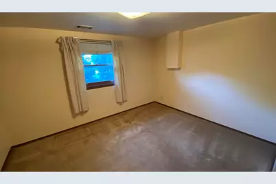 2252 Four Seasons Pkwy, Crown Point, IN 46307 - Photo 32